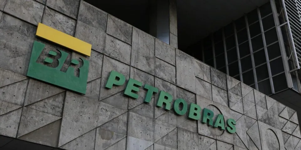 Petrobras anuncia lucro líquido de R$ 32,7 bi no terceiro trimestre 