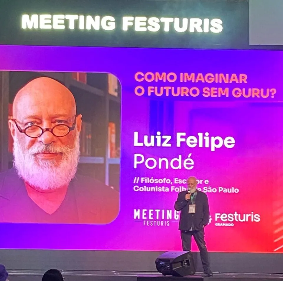 Pondé desaconselha adivinhação sobre o futuro, em palestra
