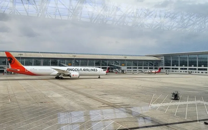 Primeiro Boeing 787-10 da TAAG é entregue e pode vir ao Brasil