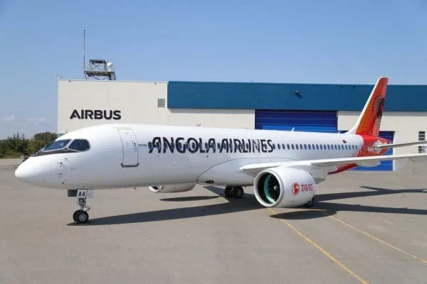 Taag apresenta Airbus A220-300 no Dubai Airshow pela primeira vez