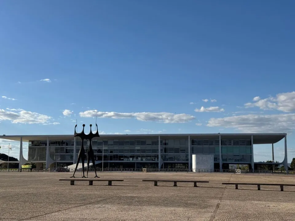 turismo de luxo com passeios e gastronomia na capital