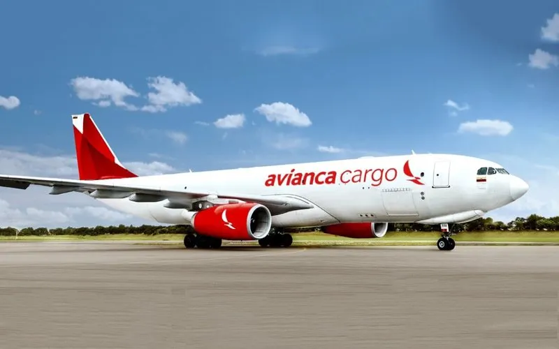 Avianca Cargo entrega helicóptero em Vitória