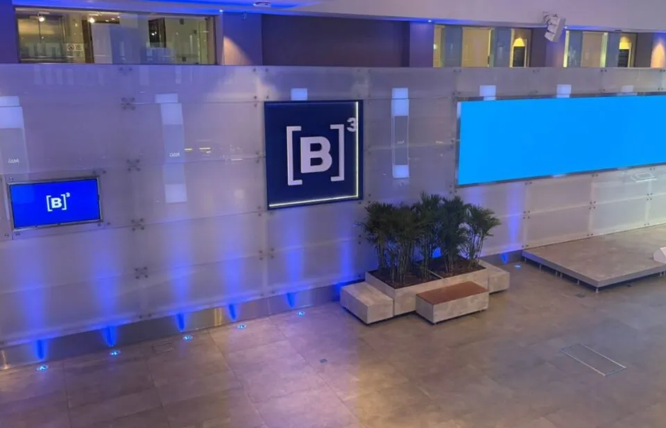 B3 (B3SA3) divulga projeções para 2026