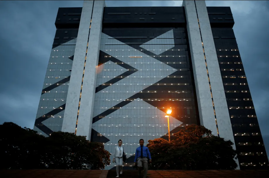 Bancos sobem na B3 após retirada da Magnitsky sobre autoridades brasileiras