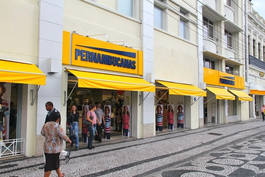Cotas de FII recuam após Pernambucanas comunicar rescisão de contrato de locação