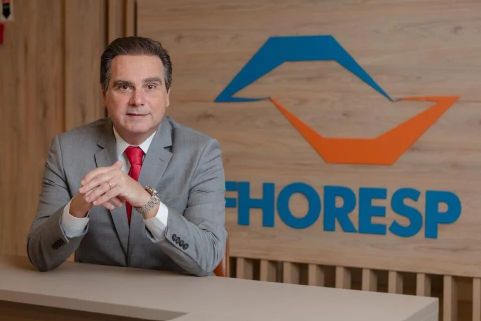 Fhoresp estima perdas de até R$ 100 milhões após apagão em SP