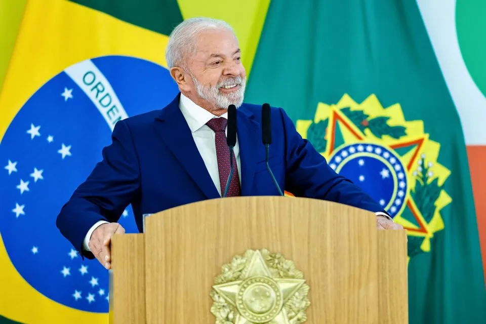 Lula agradece ‘lealdade’ das Forças Armadas e faz aceno: ‘Contem comigo’
