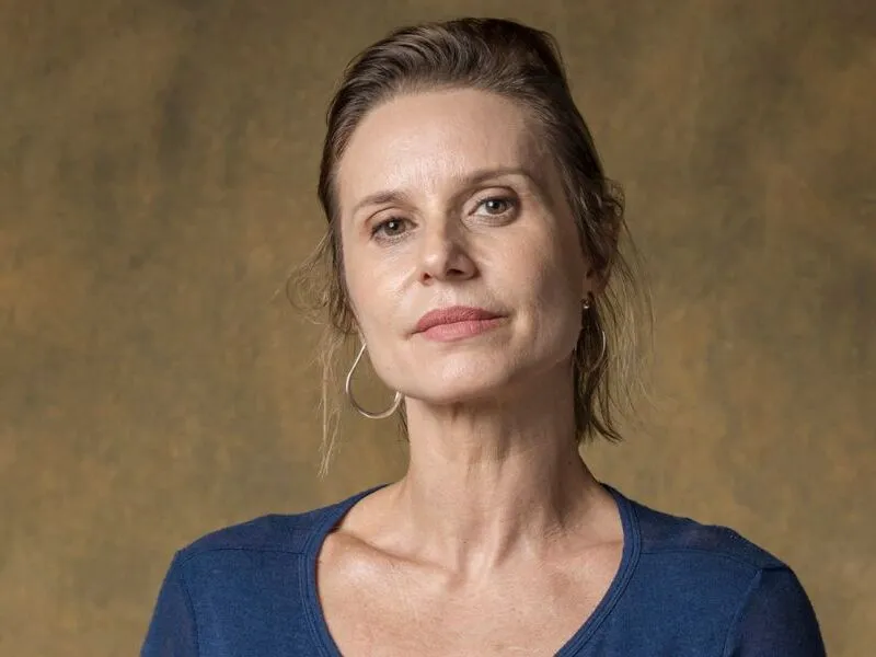 Paula Burlamaqui celebra chegada ao universo de ”Êta Mundo Melhor”