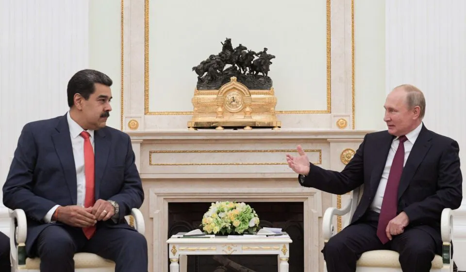 Putin expressa solidariedade à Venezuela em ligação com Maduro