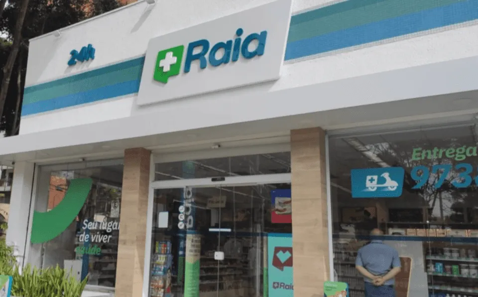 RD Saúde propõe aumento de capital de R$ 750 mi e planeja abrir até 350 lojas em 2026