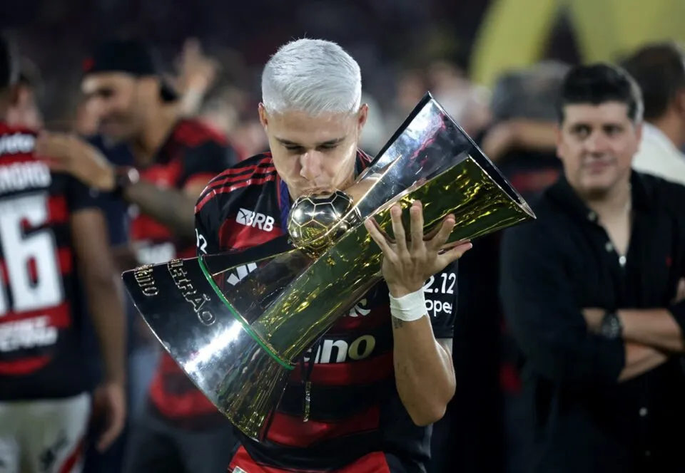 Saiba quanto o Flamengo ganha de premiação pelo título do Brasileirão