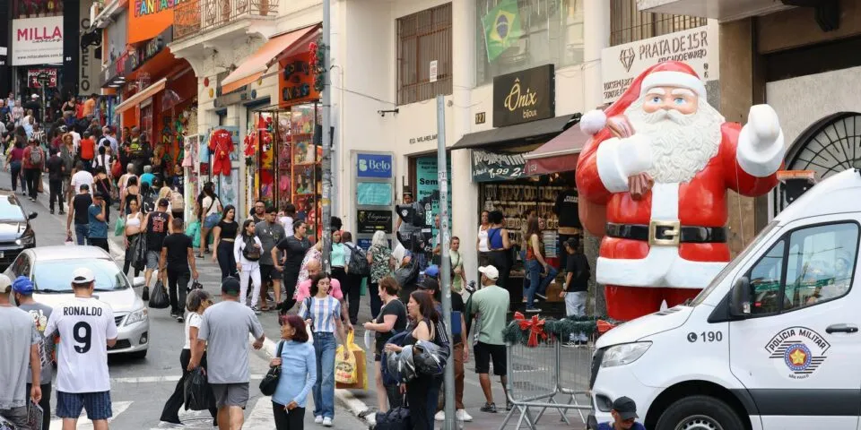 Taxa de desemprego chega a 5,2%, a menor desde 2012