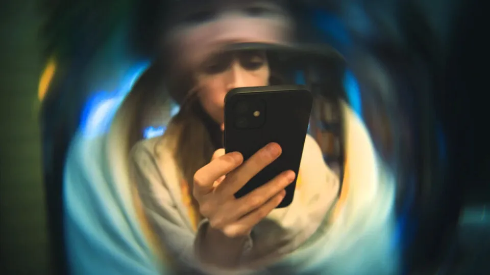 A psicologia por trs do scroll infinito e como evit-lo