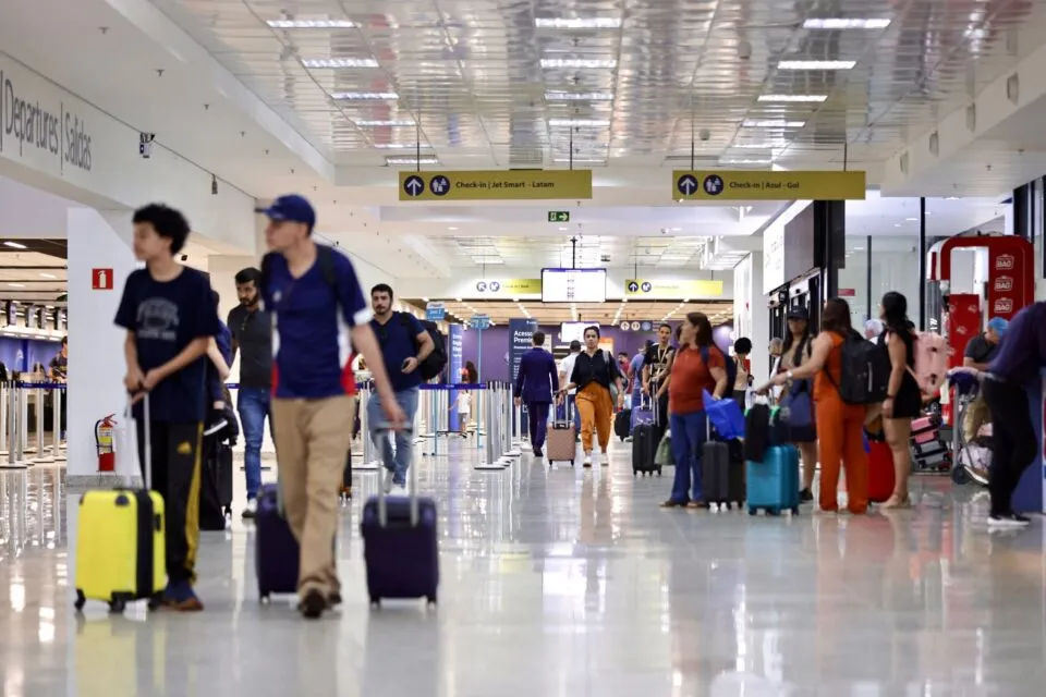 Aeroporto de Foz do Iguaçu supera 2,2 milhões de passageiros