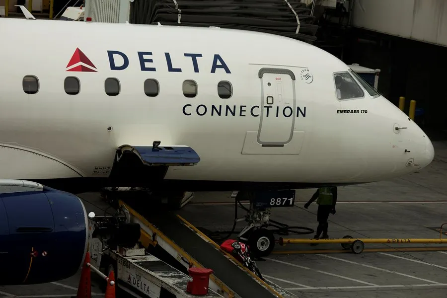 Delta supera lucro, decepciona com guidance e anuncia compra de 30 aviões da Boeing