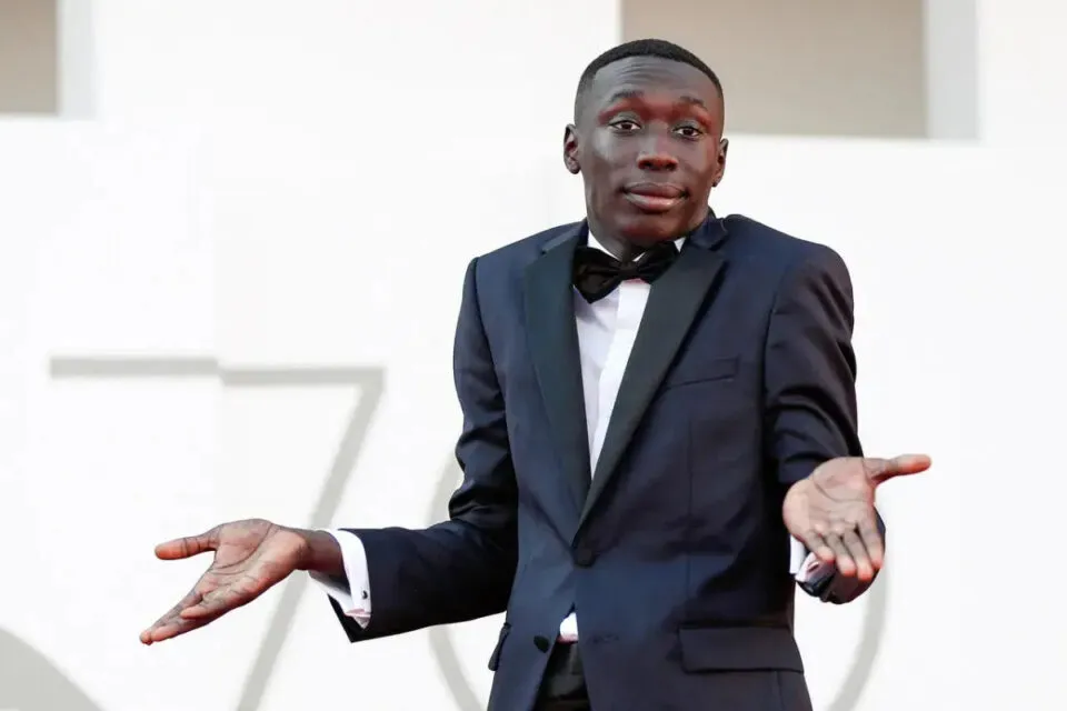 Ele foi demitido em 2020 e hoje est vendendo sua empresa e uma IA que o substitui por R$ 4,5 bilhes