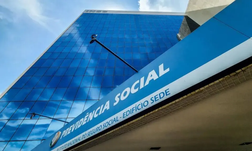 INSS devolveu dinheiro a 67% dos aposentados e pensionistas que contestaram descontos