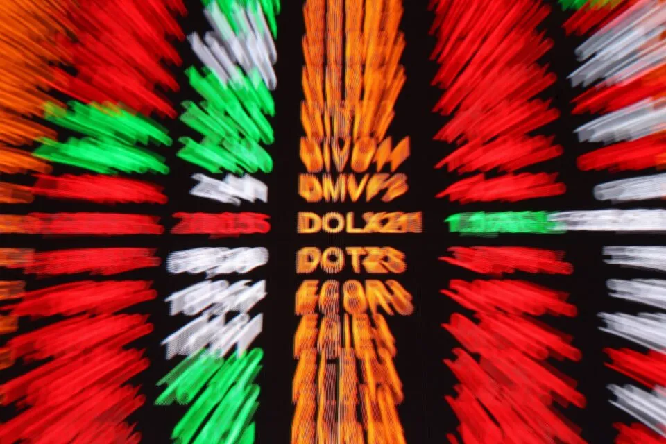 Ibovespa sobe com exterior após payroll; leitura cautelosa de IPCA limita alta