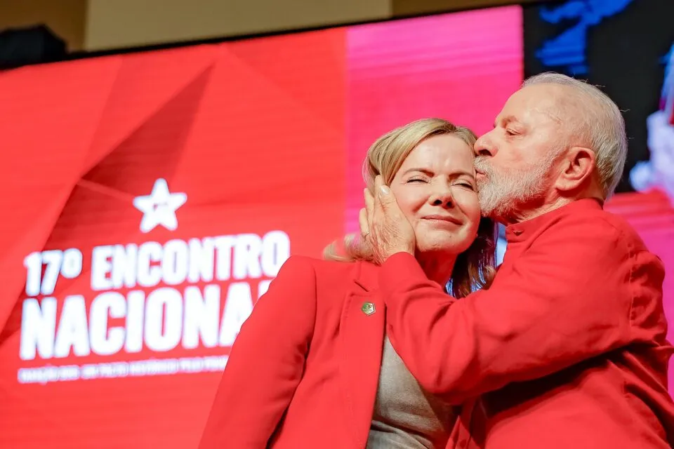 Lula escolhe ex-número 2 de Padilha para substituir Gleisi na articulação política