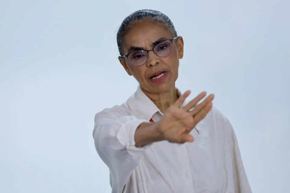 Marina Silva tratou com presidente do PT sobre candidatura ao Senado por São Paulo