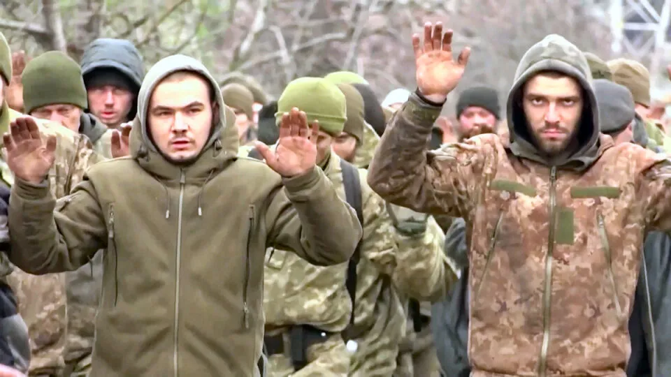 Por que dezenas de milhares de soldados russos esto desertando do exrcito?