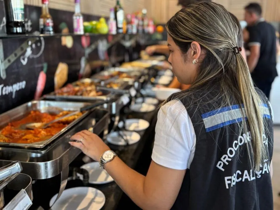 Pesquisa do Procon Aracaju aponta variação de até 204% no preço do self-service