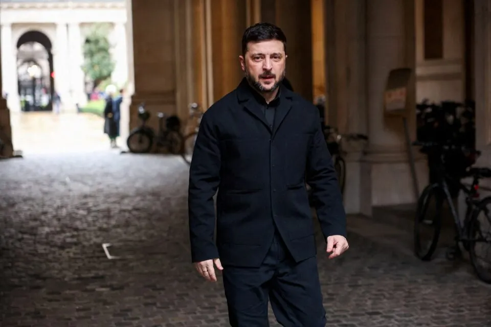 “Se é possível lidar assim com ditadores, os EUA sabem o que fazer”, diz Zelenski