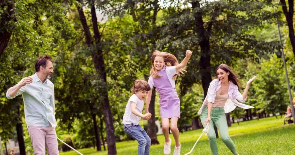 como equilibrar diversão e bem-estar infantil