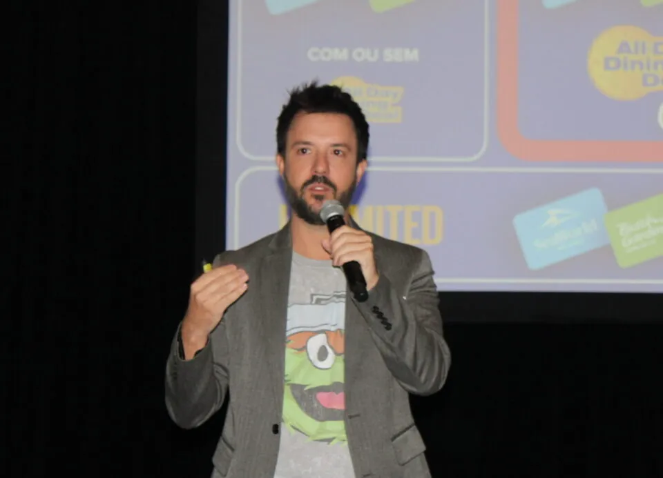 o que a United Parks & Resorts revelou no Summit da HotelDO