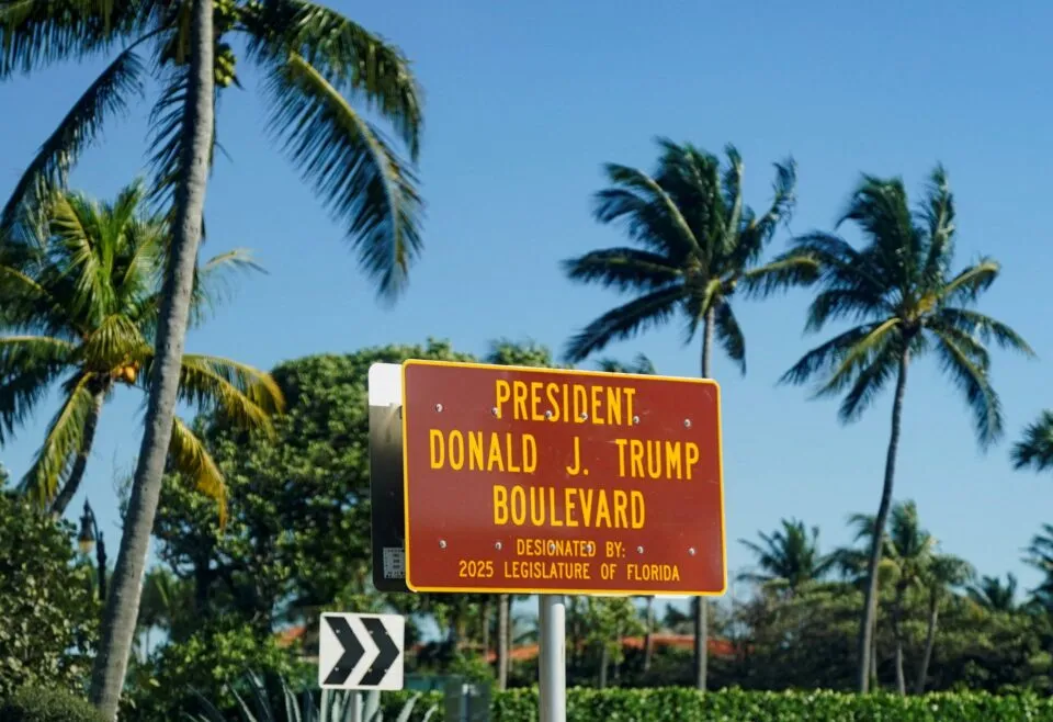 Agentes matam homem armado que tentou entrar no resort de Trump na Flórida