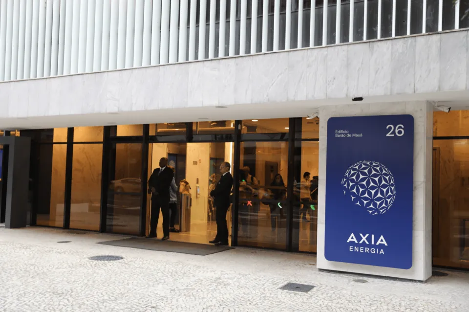 Axia Energia (AXIA3) aprova emissão de debêntures no valor de até R$ 2 bilhões