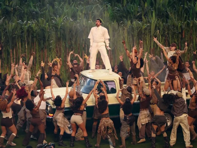 Bad Bunny faz história no Super Bowl 2026: cultura, música e impacto global