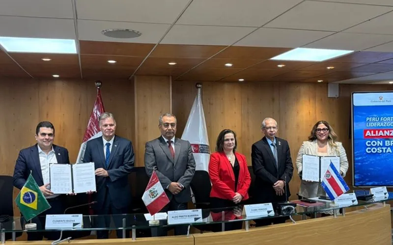 Brasil e Peru eliminam limites de voos em novo acordo bilateral