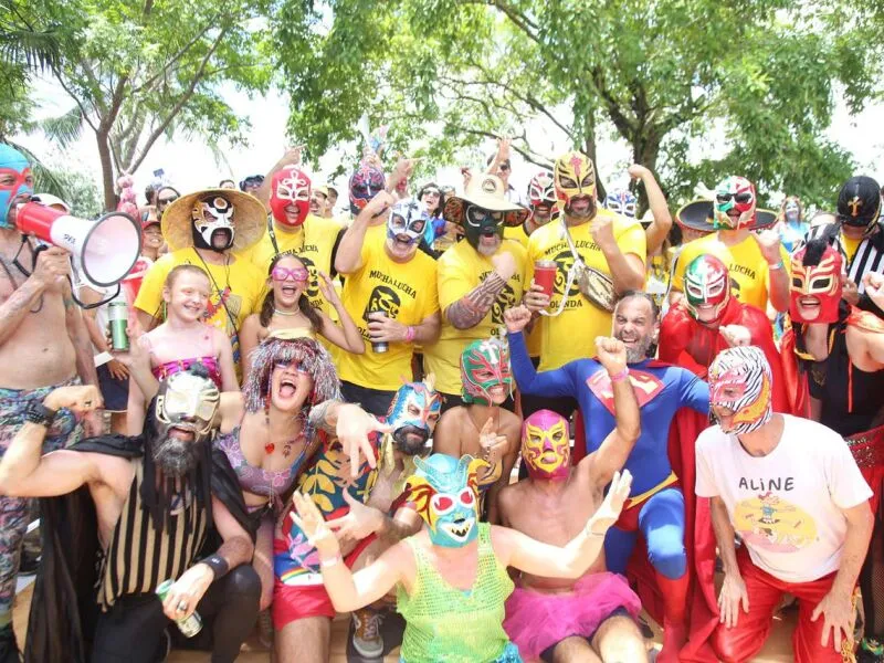 Carnaval 2026: bloco “Mucha Lucha” monta ringue e promove combate do bem, em Olinda