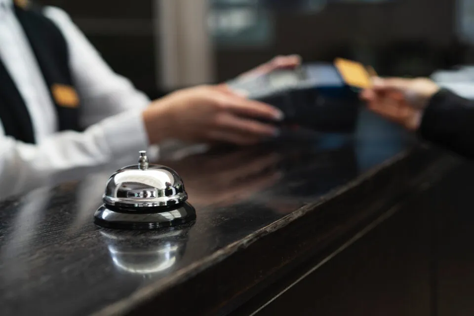 Carnaval testa a capacidade operacional e a qualidade do serviço na hotelaria