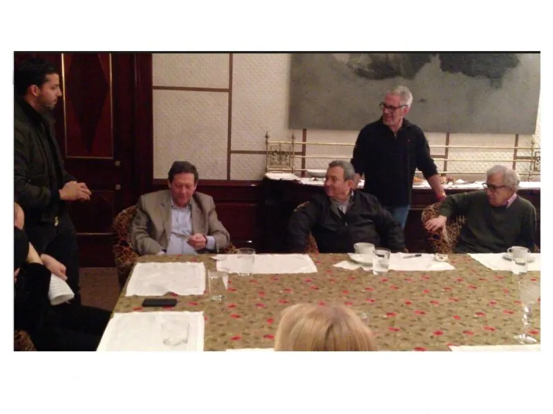 Caso Epstein: mulher de Woody Allen pediu vaga para filha em universidade e atacou Timothée Chalamet