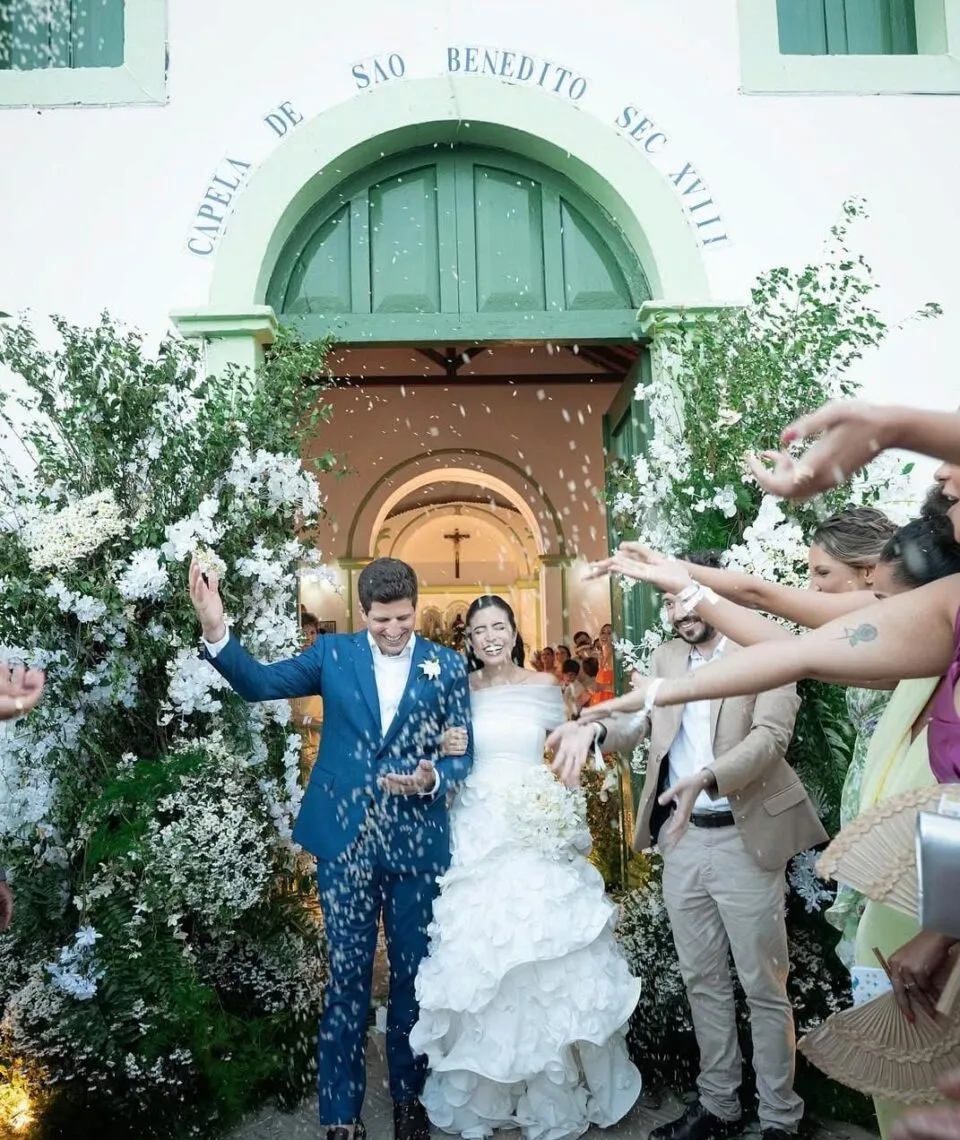 Com presença de Moraes e Alckmin, João Campos e Tabata Amaral se casam em Pernambuco