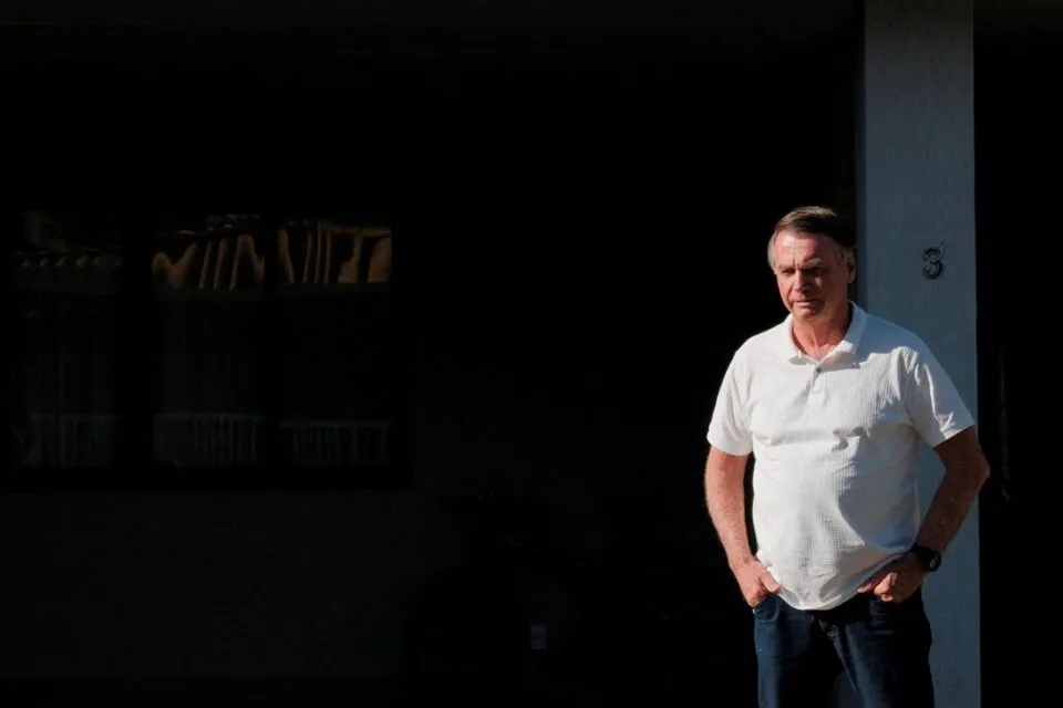 Defesa relata piora da saúde de Bolsonaro e cobra laudo da PF para domiciliar