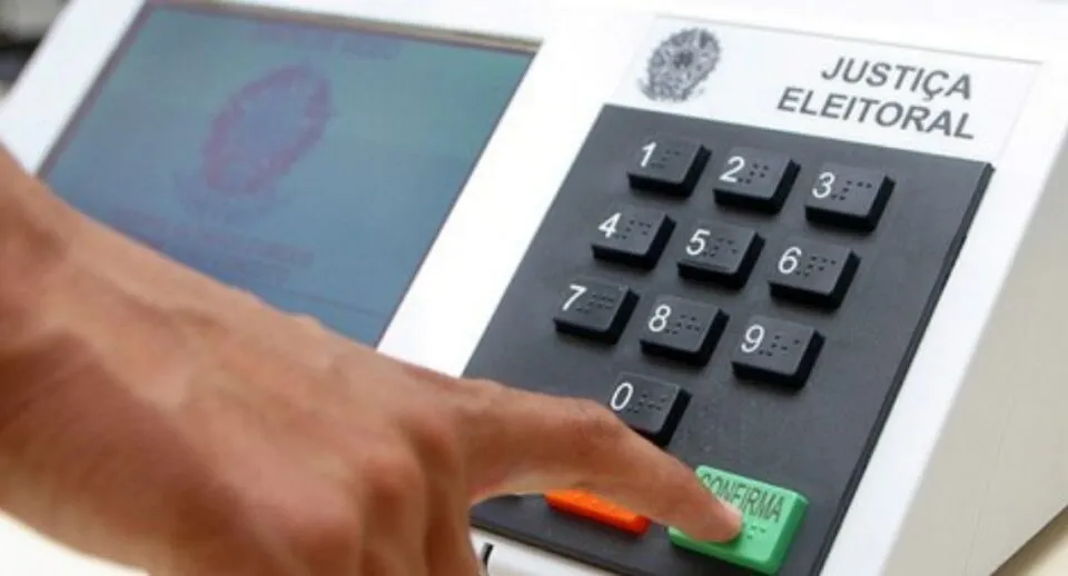 Eleitor pode atualizar dados pessoais ou mudar o local de votação até 6 de maio