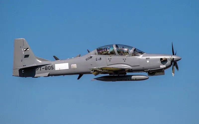 Embraer entrega primeiros Super Tucano ao Uruguai