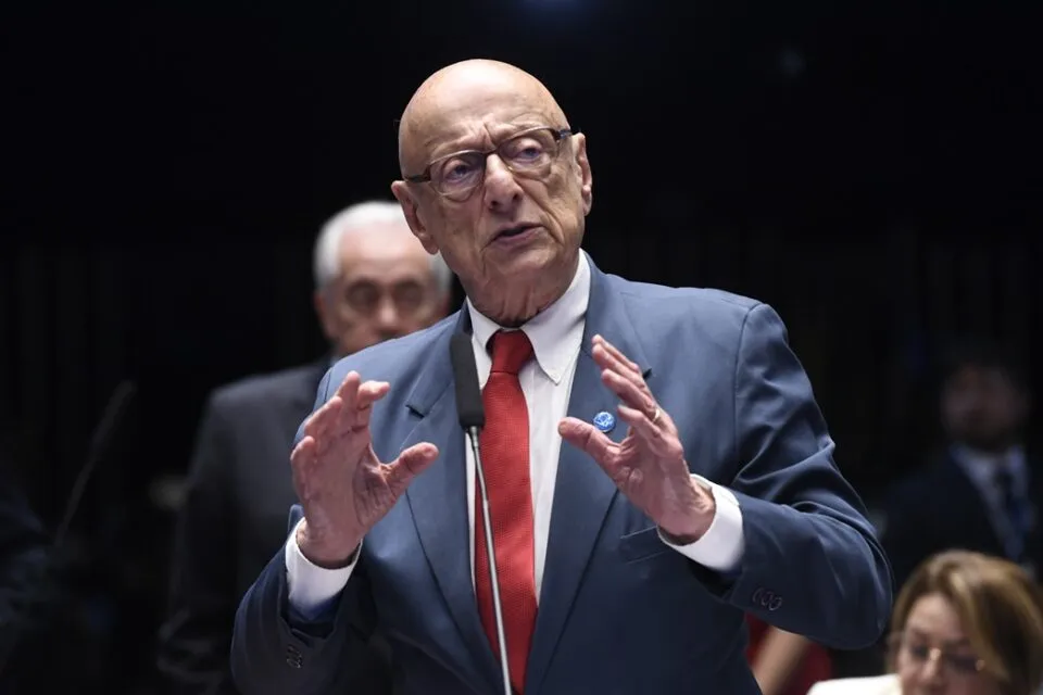 Esperidião Amin reafirma candidatura ao Senado por SC, mesmo com Carlos e De Toni