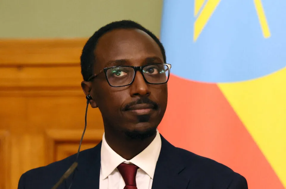 Etiópia acusa Eritreia de agressão militar e apoio a grupos armados