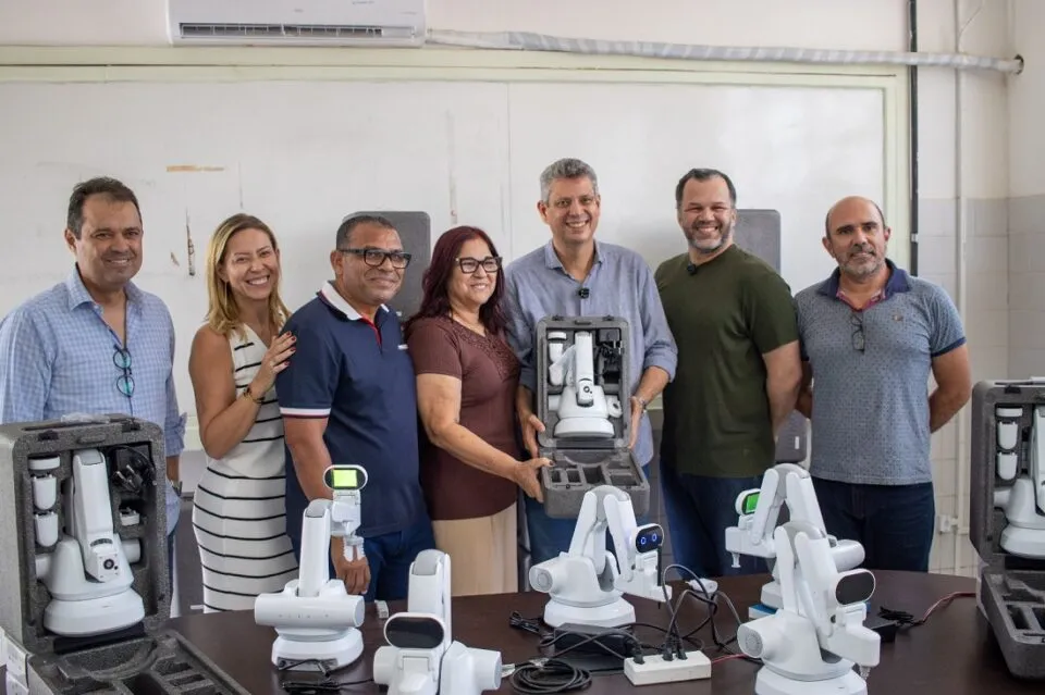IFS recebe doação de 23 braços robóticos do governo sul-coreano