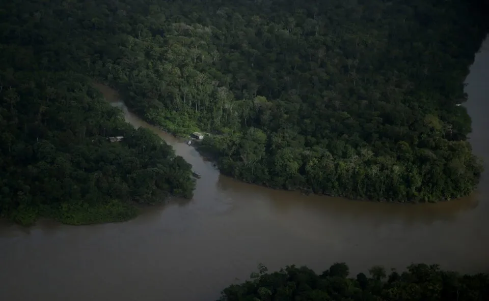 Ibama autua Petrobras em R,5 mi por vazamento em perfuração na Foz do Amazonas