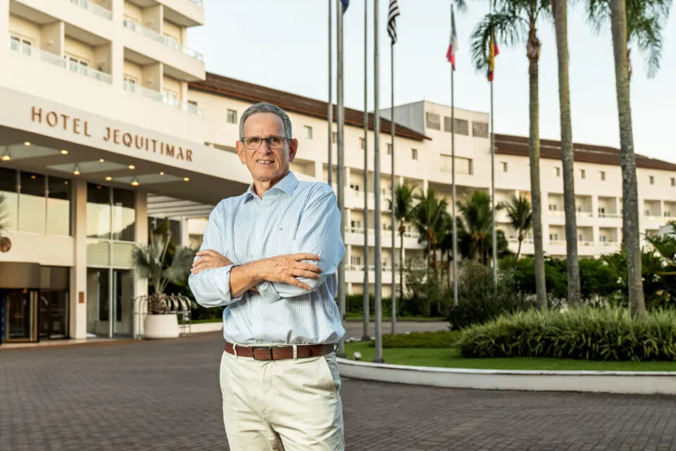 João Carlos Pollak deixa o comando do Jequitimar Guarujá
