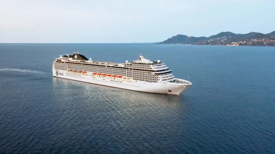 MSC Musica estreia Yacht Club e reforça oferta de luxo na América