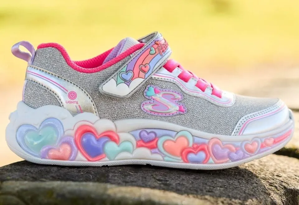 Maior franqueada no Brasil fecha cinco lojas em meio a disputa com Skechers