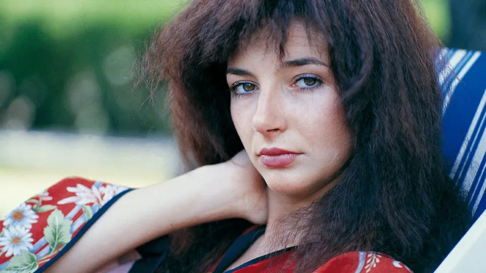 ‘O Morro dos Ventos Uivantes’ transformou Kate Bush em uma estrela aos 19 anos
