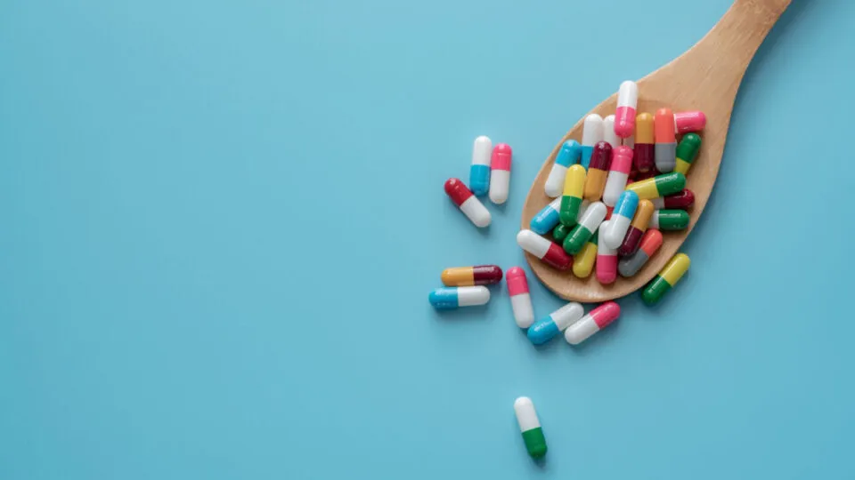 Por que diabos no conseguimos desenvolver novos antibiticos h 40 anos?