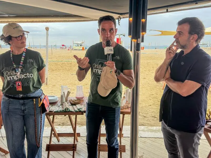 Reciclobloco leva Carnaval sustentável à orla de Copacabana